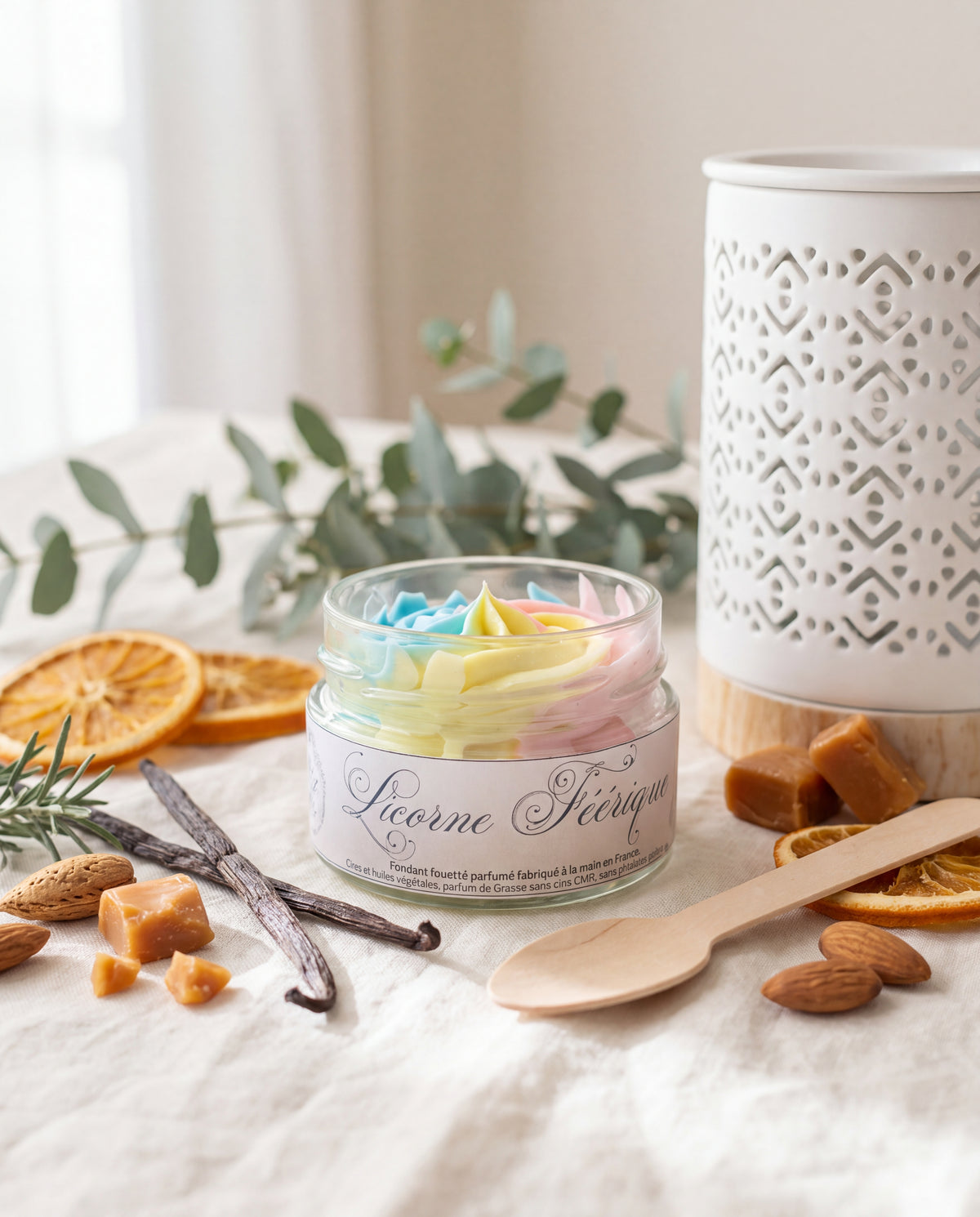 Fondant fouetté Licorne Féérique de L&E, parfum gourmand sans flamme, fabriqué en France