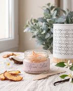 Fondant fouetté Monoï Pêche de L&E, parfum solaire sans flamme, fabriqué en France